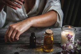 Surviving Winter Dryness with 6 Essential Oils